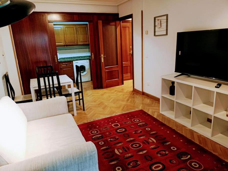 Apartamento Entre Estaciones Apartment Oviedo Exterior foto